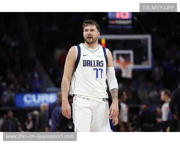 东契奇艺术般的传球助攻三分命中,独行侠走向胜利 东契奇艺术般的传球助攻三分命中,独行侠走向胜利