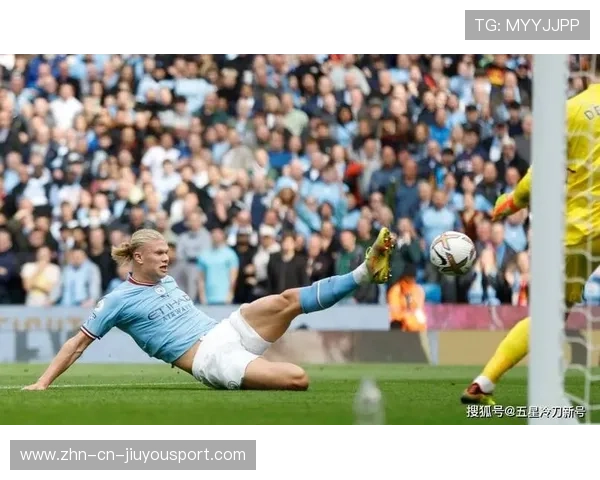 德布劳内角球助攻哈兰德头槌命中